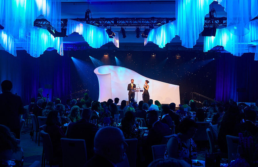 https://uhk.b20.mwp.accessdomain.com/wp-content/uploads/2017/06/Oct112018-RMHBCGala-0266-e1592418215663.jpg