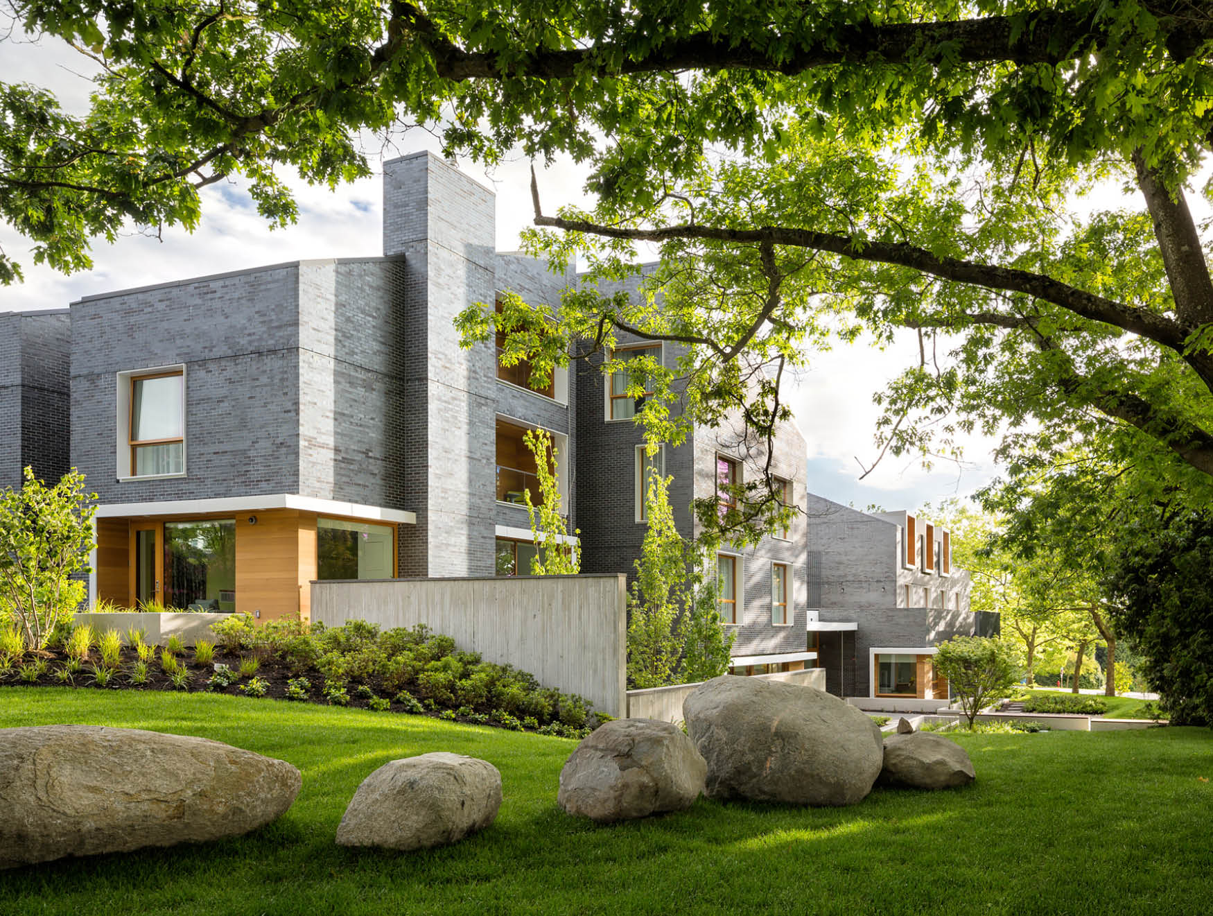 https://uhk.b20.mwp.accessdomain.com/wp-content/uploads/2020/06/RMH-BC-Front-House-_event-block_840x634.jpg